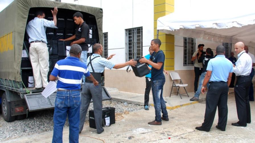 Renuncian 117 funcionarios de mesas electorales del DN