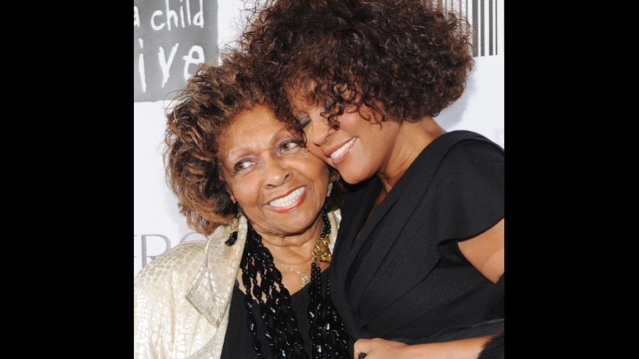 La madre de Whitney Houston edita su primer disco en más de una década