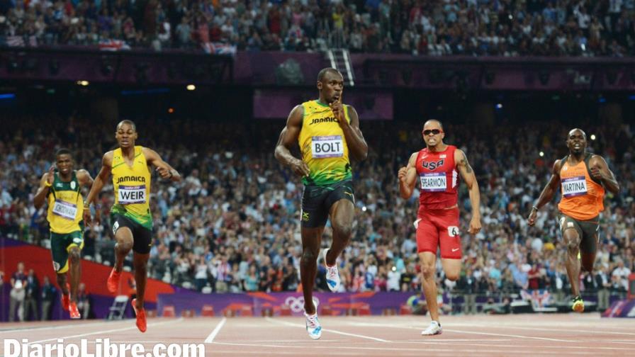 Usain Bolt repitió el doblete en 100 y 200