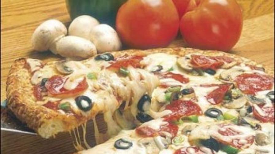 Pizzería pagará US$15,600 a quién le pregunte sobre su pizza favorita a Obama o Romney