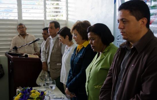 Los niños de El Roblito ya tienen una escuela