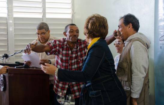 Los niños de El Roblito ya tienen una escuela