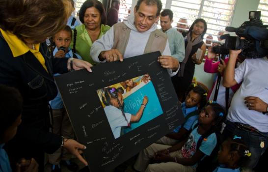 Los niños de El Roblito ya tienen una escuela