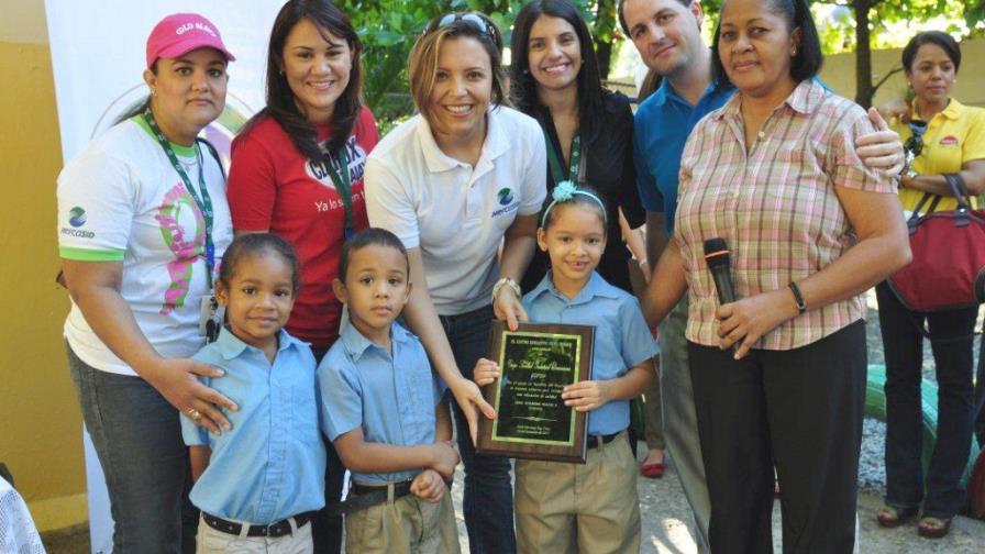 MercaSID es reconocida por aporte a la educación MercaSID es reconocida por aporte a la educación