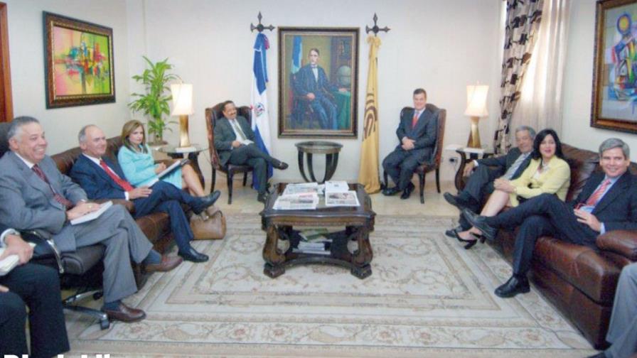 Conep confía en elecciones transparentes y sin violencia