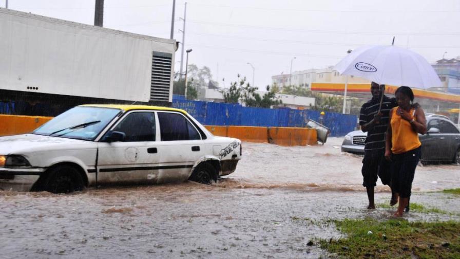 Dos provincias en alerta amarilla y otras 12 y el Distrito en alerta verde