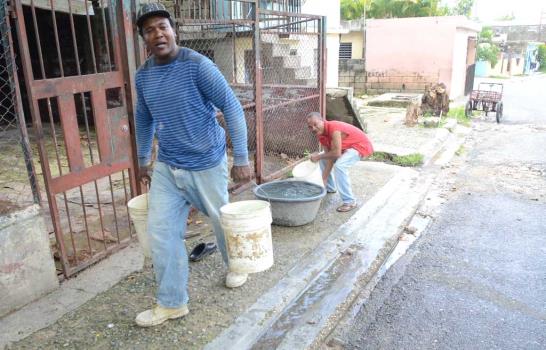 Instalarán esta tarde una pieza para corregir una tubería averiada de la Caasd