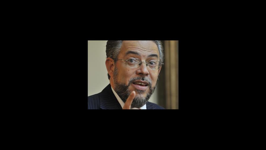 Guillermo Moreno pide a la JCE impedir la compra de cédulas