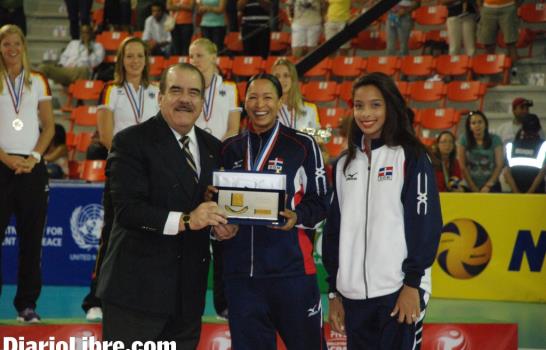 Estados Unidos barrió con RD en Grand Prix