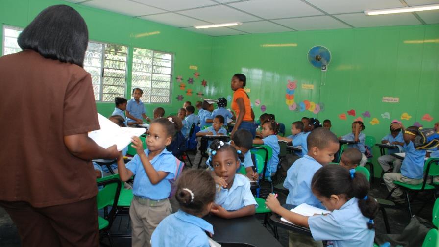 Illegal foreigners will not get into schools Illegal foreigners will not get into schools