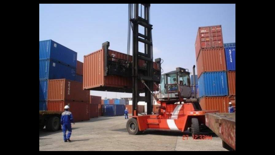 El superávit comercial de América Latina con EE.UU. subió un 12,3 % en mayo