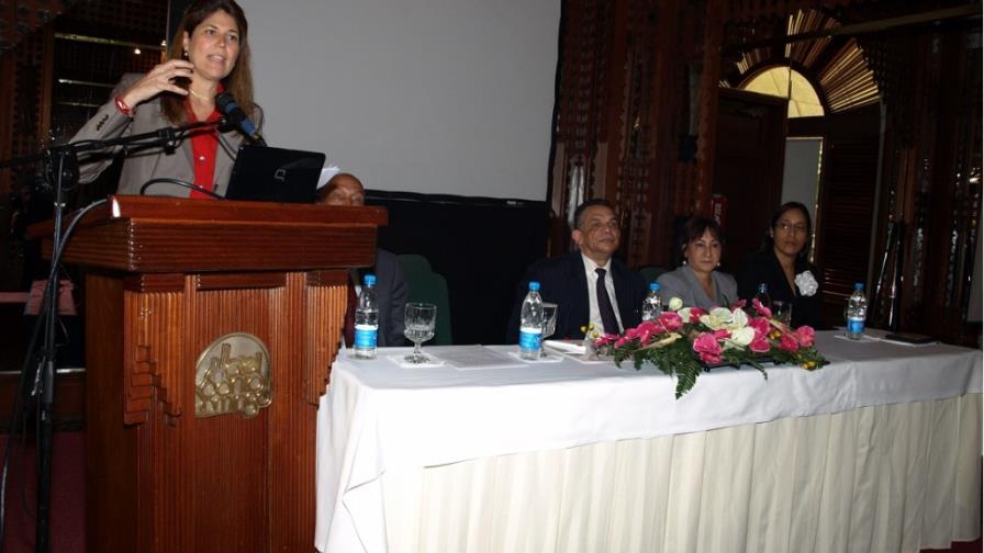 Administración Pública lanza su Carta Compromiso al Ciudadano