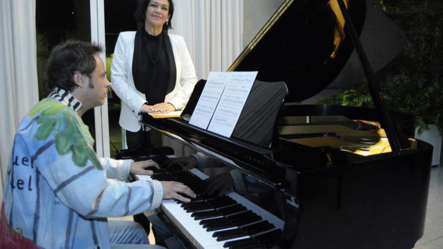 Luis Arquer presentó Música para un viaje