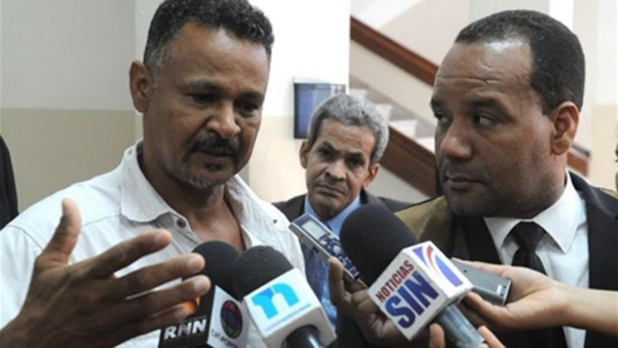 Demanda Consulado EEUU en Sto Dgo por prueba ADN Demanda Consulado EEUU en Sto Dgo por prueba ADN