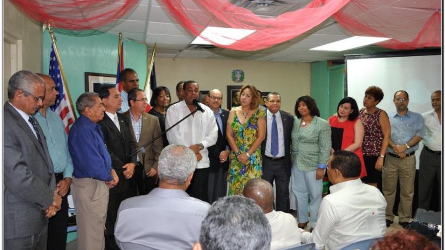 Concurrida despedida a cónsul dominicano en Puerto Rico
