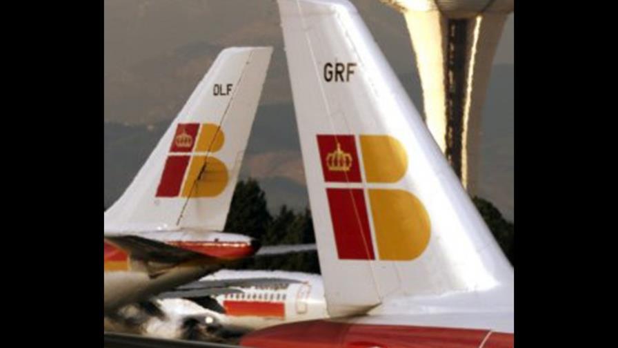 Gobierno español pide a Iberia que mantenga sus líneas con Latinoamérica