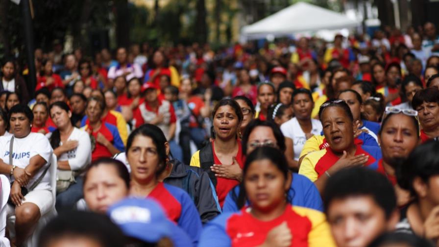 Chávez se somete confiado a operación