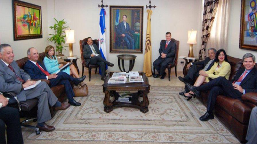 Conep pide a JCE autorización para encuesta a boca de urnas