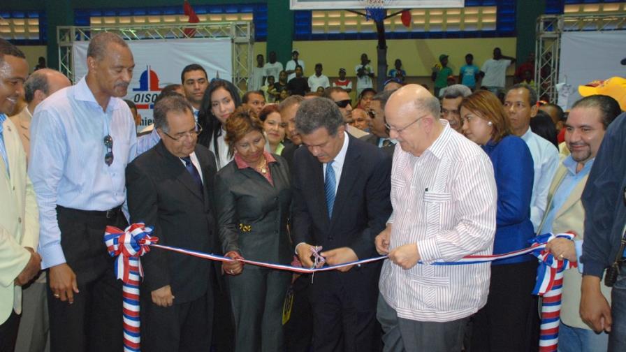 Leonel dice PLD lleva 28 provincias ganadas