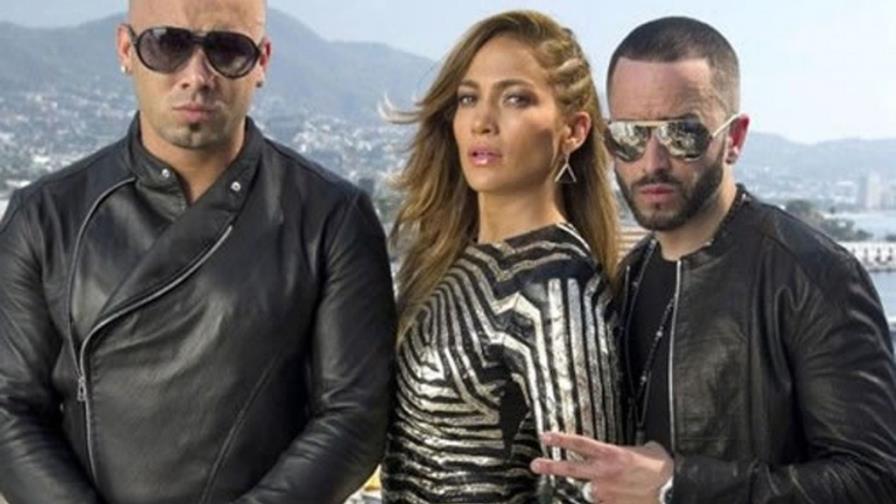 JLo. junto a Wisin y Yandel en PR