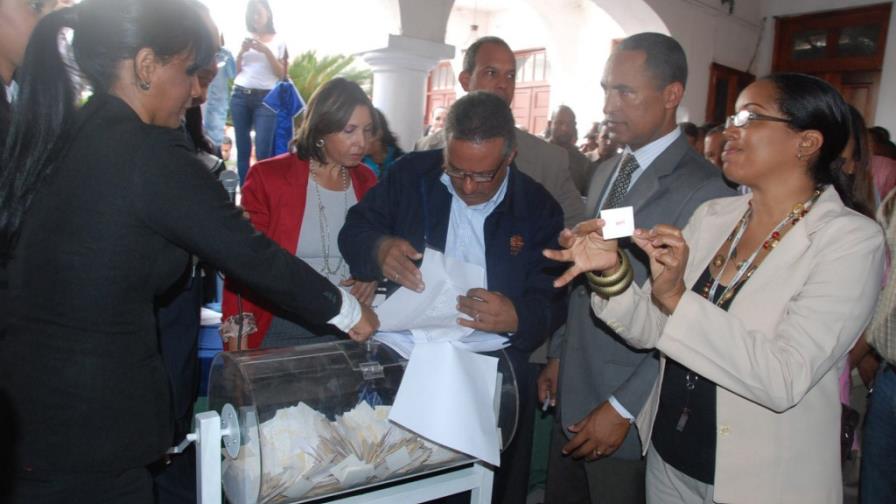Inapa sortea 33 obras entre 2,912 ingenieros