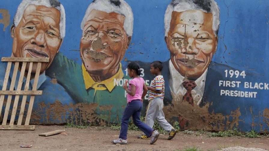 Mandela progresa y responde bien al tratamiento contra una infección pulmonar