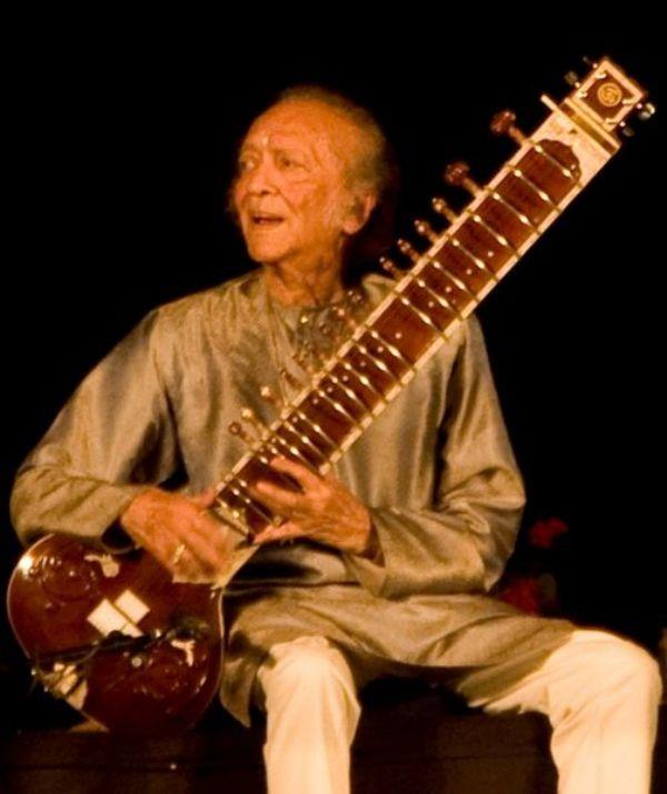 Muere Ravi Shankar,el músico que llevó la música hindú por el mundo