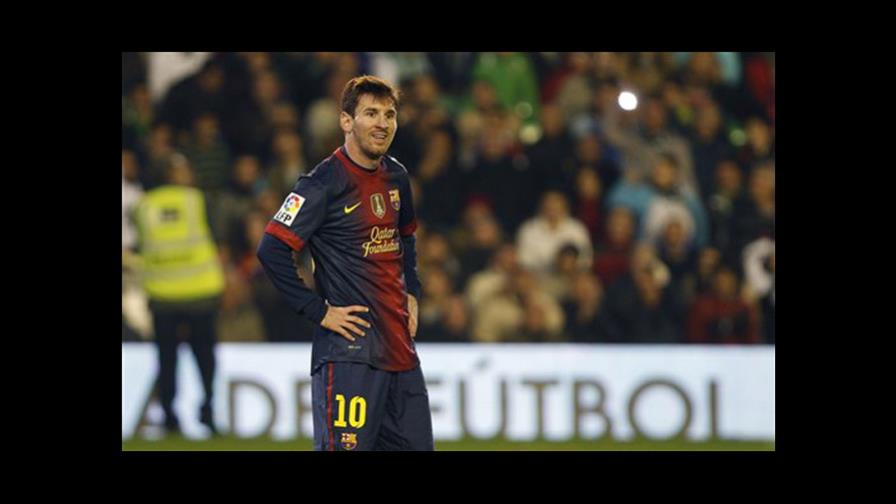 Messi aumenta a 88 su marca de goles en un año