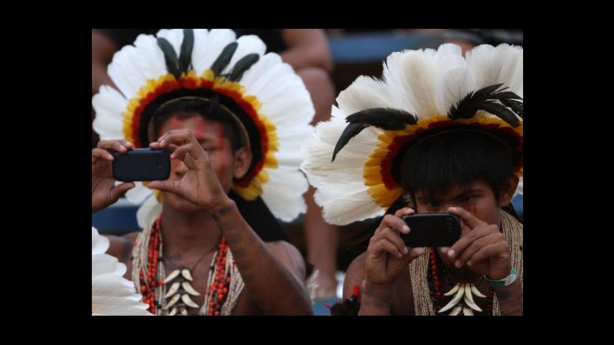 Indígenas aprovechan la tecnología para preservar costumbres y territorios