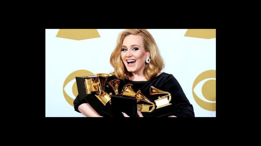 Adele es máxima ganadora en Premios Grammy 2012
