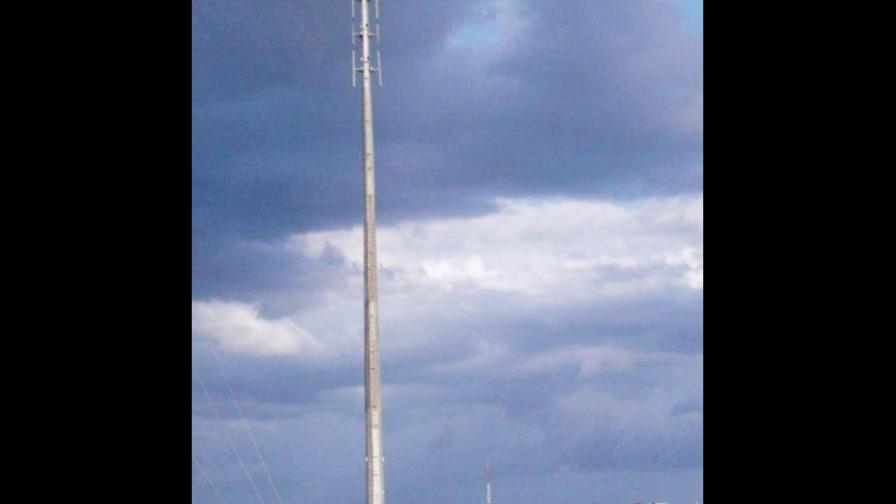 Vecinos demandan derribo de antena