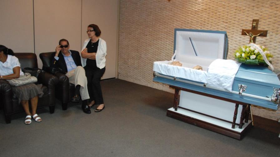 Sepultarán hoy restos de madre de Tunti Cáceres