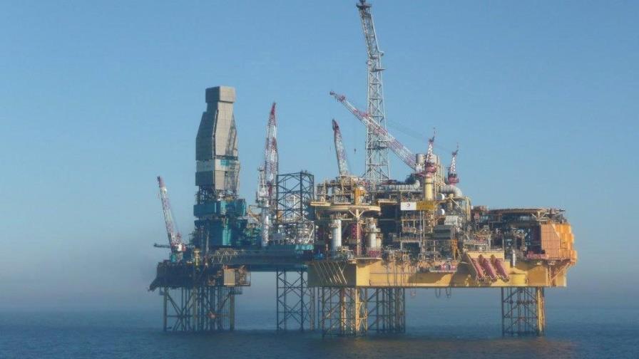 El petróleo de Texas abre al alza hasta 93,49 dólares