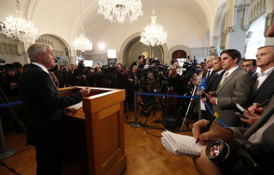 Un Nobel de aplausos y polémicas
