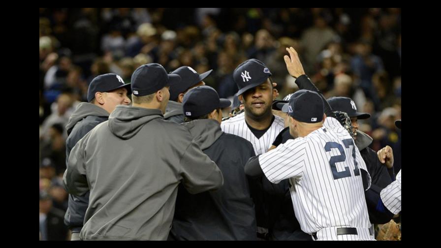 Yanquis baten a los Orioles y avanzan en playoffs