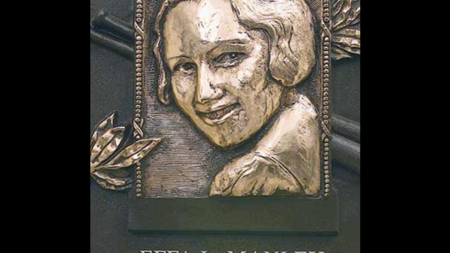 Effa única mujer Cooperstown