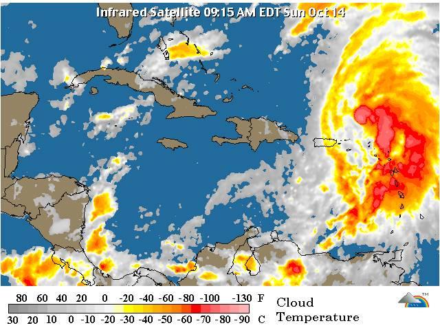 La tormenta Rafael se aleja de las aguas del Caribe, según Onamet