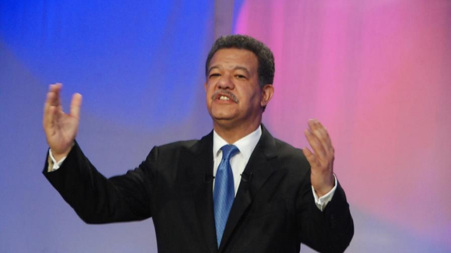 Fernández: Es descabellado decir que el déficit fiscal es sinónimo de fraude y delito