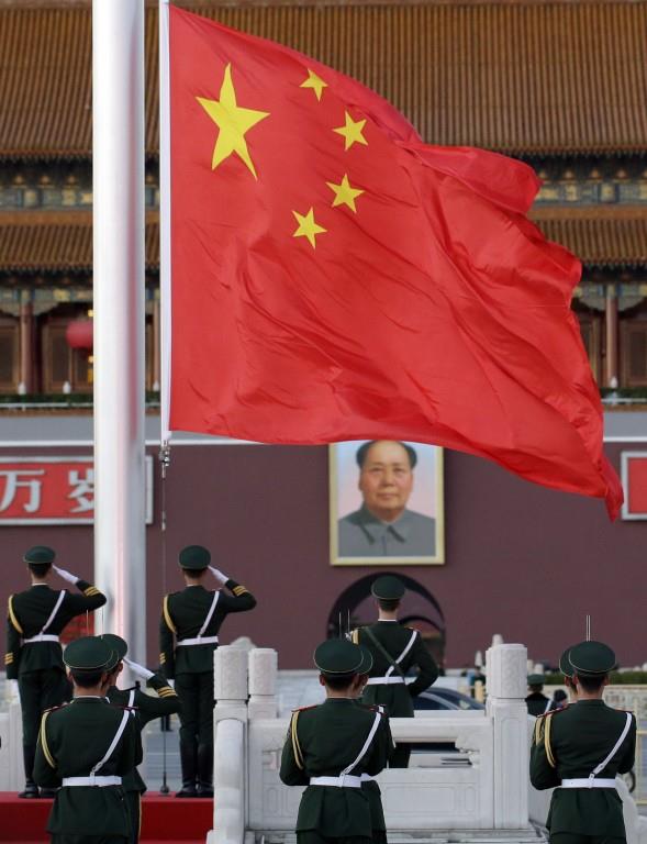 Hu propicia ascenso de Xi al poder en China