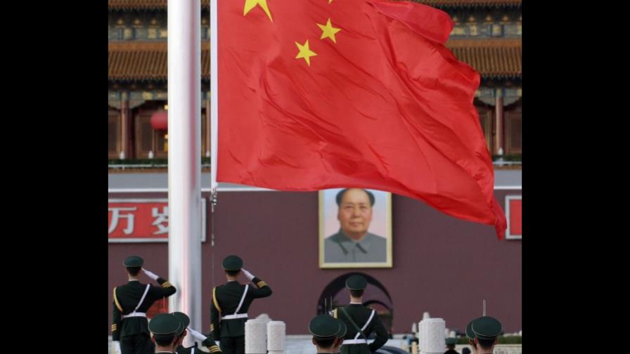 Hu propicia ascenso de Xi al poder en China Hu propicia ascenso de Xi al poder en China