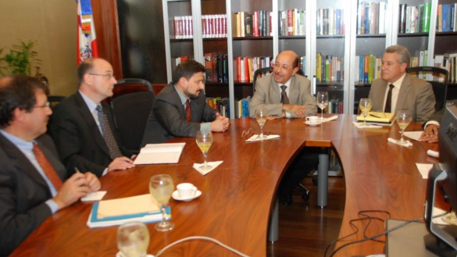 El Gobierno y FMI no seguirán Stand By; habrá post monitoreo El Gobierno y FMI no seguirán Stand By; habrá post monitoreo