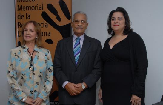 Donan documentos históricos al Museo Memorial de la Resistencia