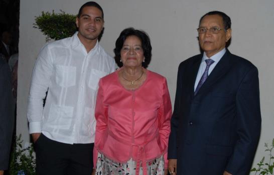 Donan documentos históricos al Museo Memorial de la Resistencia