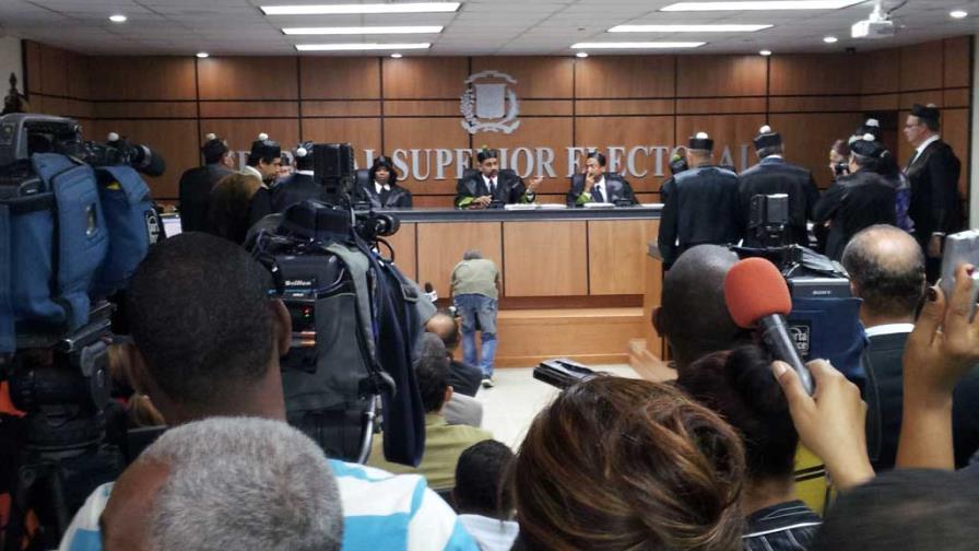 TSE inicia conocimiento del recurso de amparo del caso del PRD