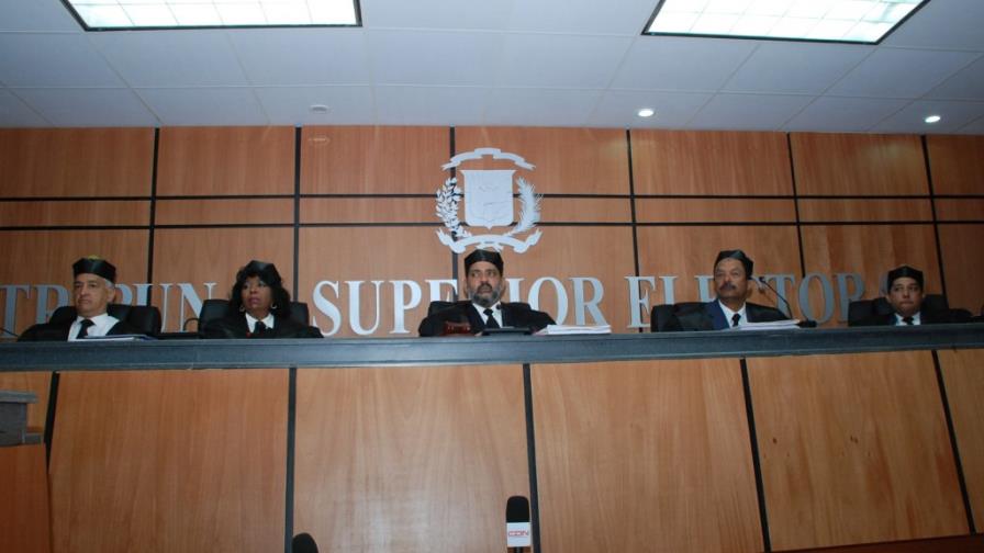 TSE ordena receso en conocimiento de recurso de amparo del caso PRD