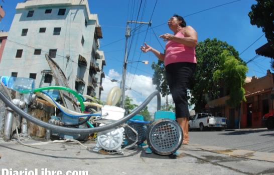 Empieza servicio de agua a sectores afectados por los cambios de válvulas