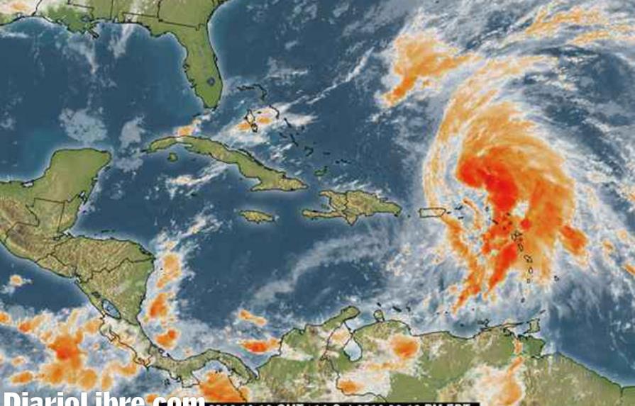 Se aleja tormenta Rafael del Caribe