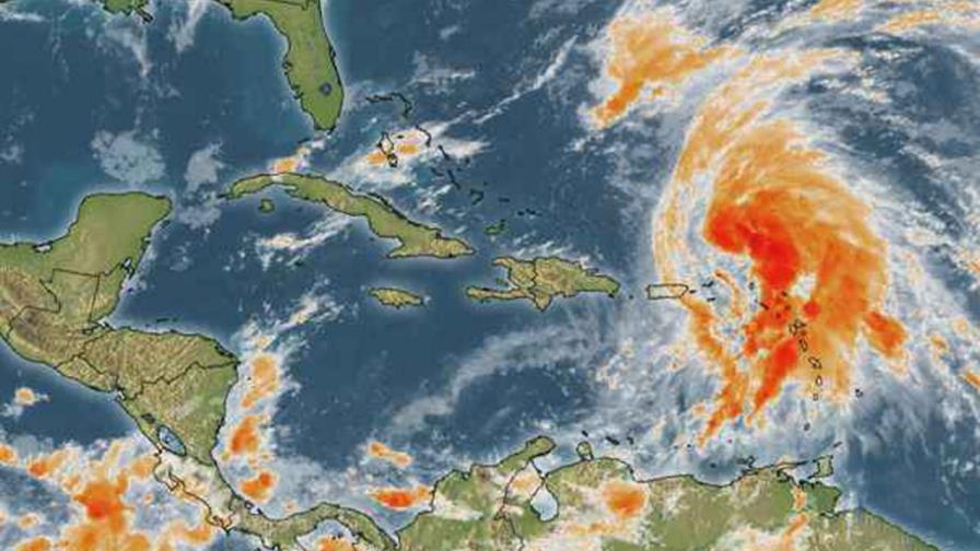 Se aleja tormenta Rafael del Caribe