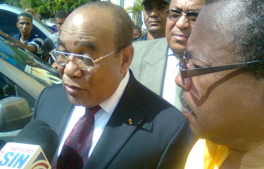 Embajador haitiano promete dar con paradero de chofer y patana extraviados