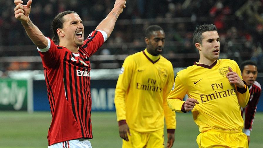 Milan vence al Arsenal con un doblete de Robinho